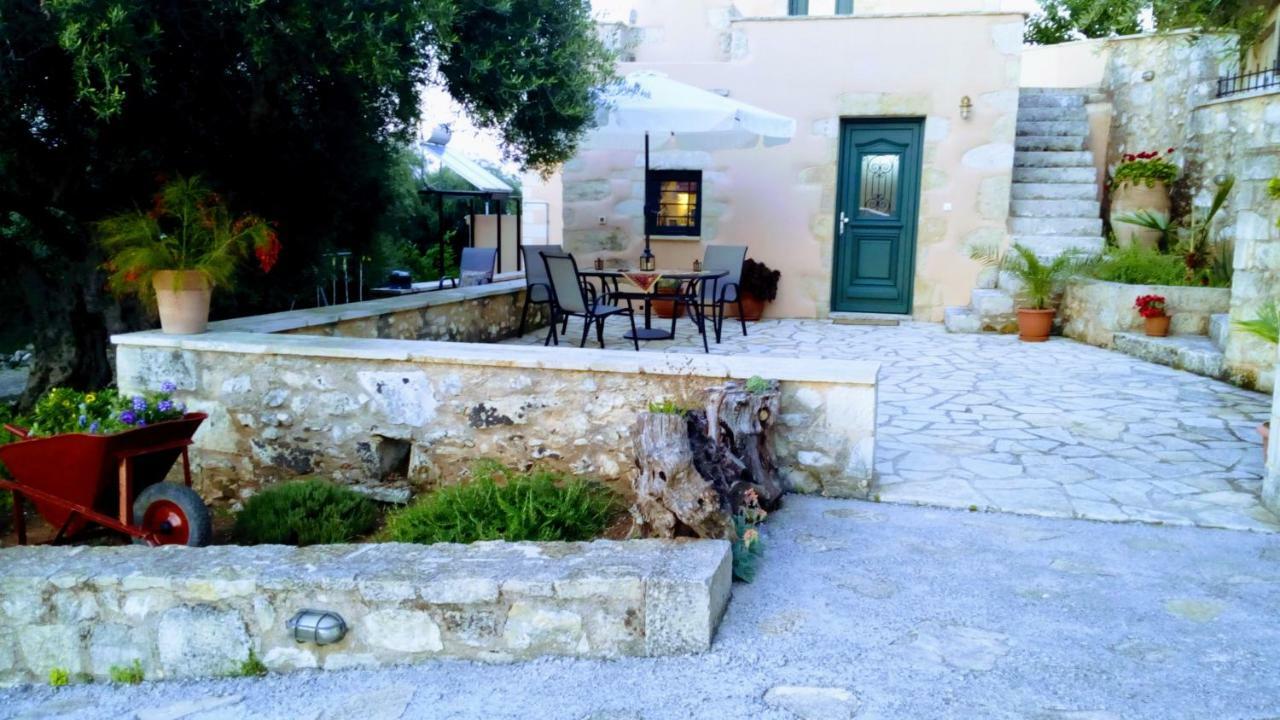 Tzitzifes Stone Mansion Villa Exterior foto